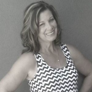 Meet your Posher, Lorrie